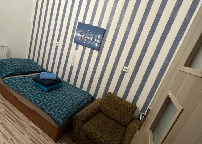 Hostel Solo Traveller